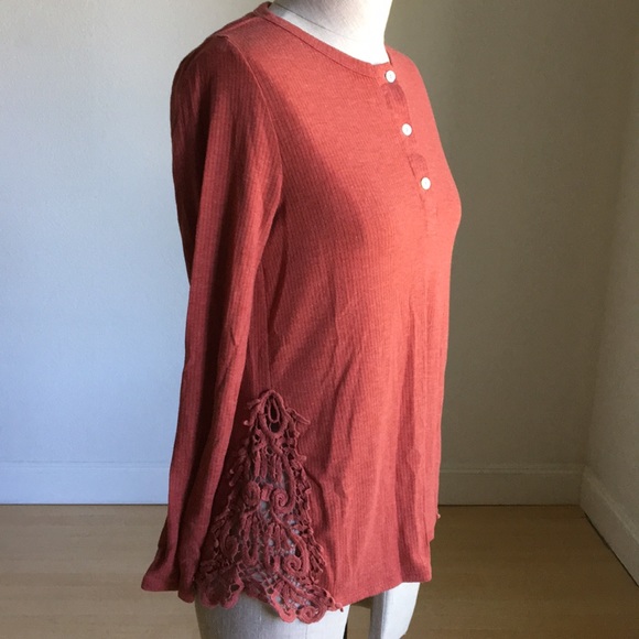 Shirt - Picture 2 of 2